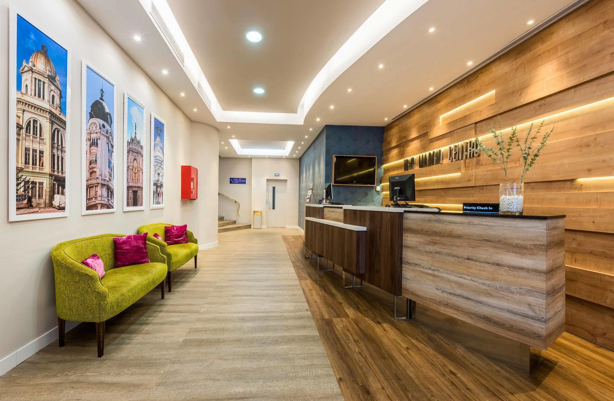 Hotel Madrid Centro, Affiliated By Melia Bagian luar foto